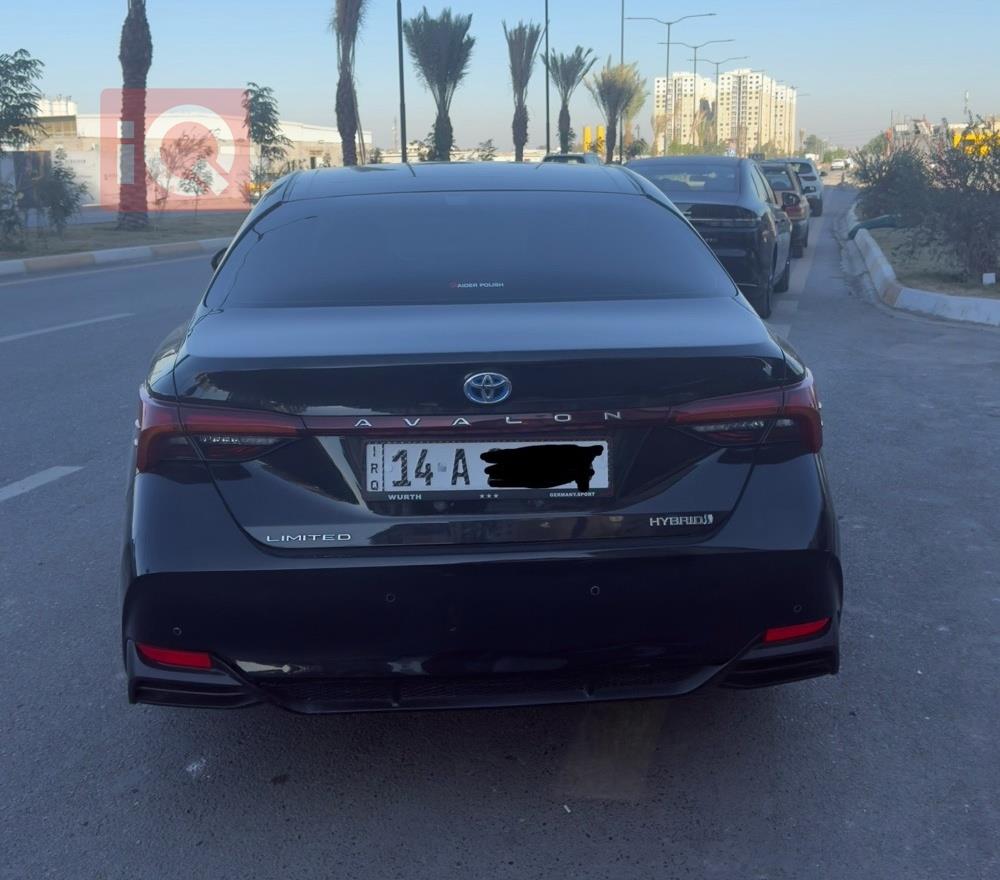 تۆیۆتا ئەڤەلۆن